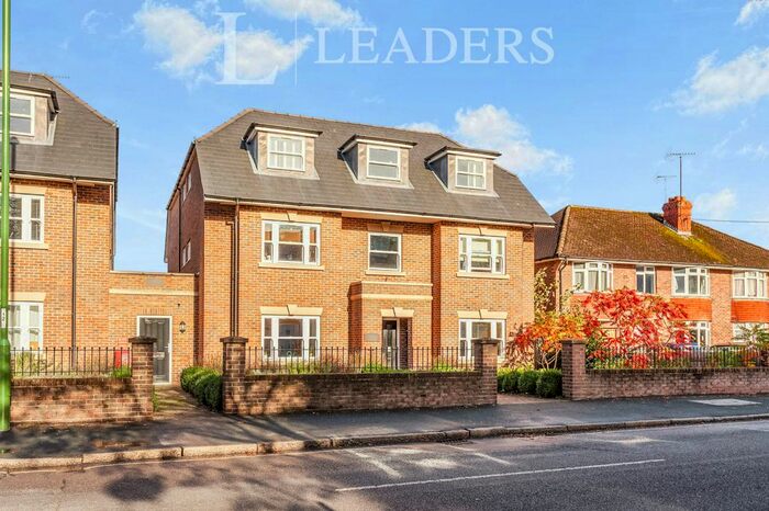 1 Bedroom Flat To Rent In Sydney Road, Haywards Heath RH16