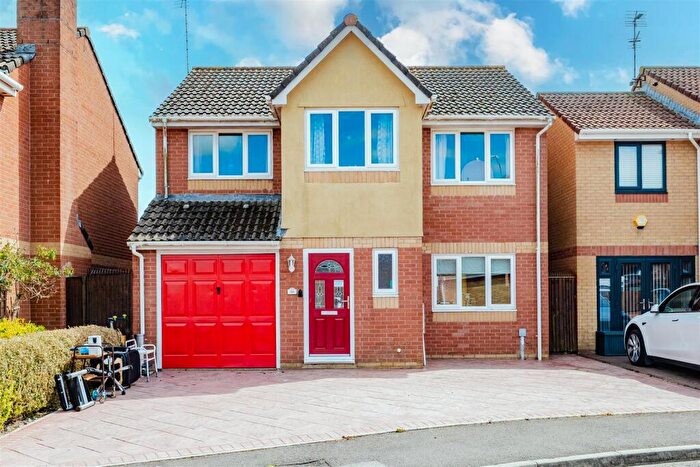 4 Bedroom Detached House For Sale In Thistle Close, Barry, CF62