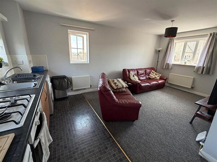 2 Bedroom Apartment To Rent In Shepherds Walk, Bradley Stoke, BS32
