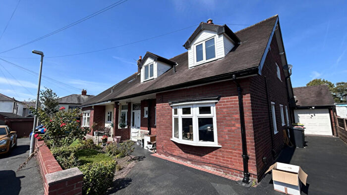 5 Bedroom Semi-Detached House To Rent In Empress Avenue, Fulwood, Preston, Lancashire, PR2