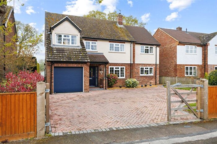 4 Bedroom Detached House For Sale In Northfield Road, Sherfield On Loddon, RG27