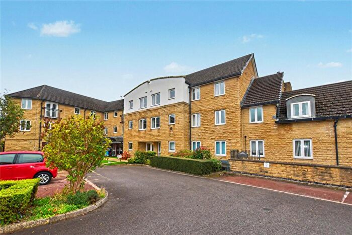 1 Bedroom Apartment For Sale In Hornbeam Court, Oxford Avenue, Guiseley, Leeds, LS20
