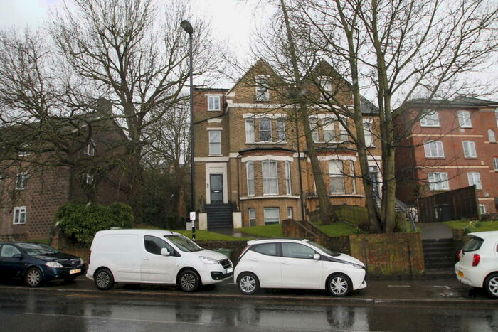 2 Bedroom Flat To Rent In Kirkdale, Sydenham, SE26