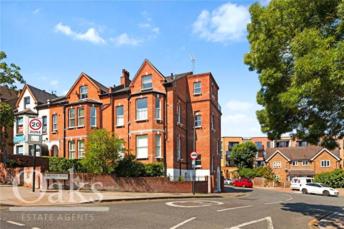 2 Bedroom Apartment For Sale In Knights Hill, West Norwood, SE27