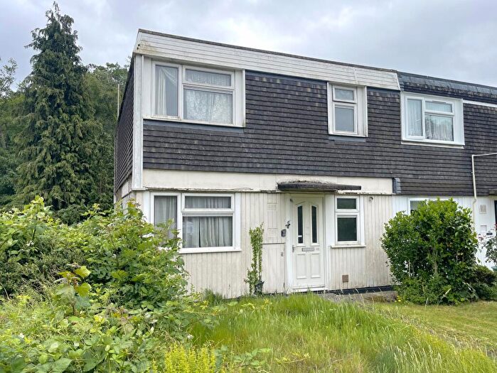 3 Bedroom End Of Terrace House For Sale In ***Auction Sale, Cash Buyers Only*** - Lordswood, Southampton, SO16