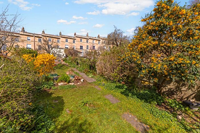 4 Bedroom Terraced House For Sale In Highbury Place, Bath, BA1