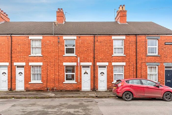 2 Bedroom Terraced House For Sale In Nicholson Street, Newark, NG24