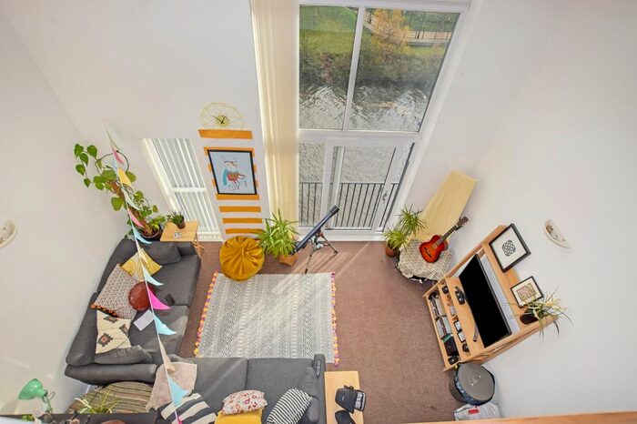 2 Bedroom Flat To Rent In Steele House, Woden Street, Salford, M5