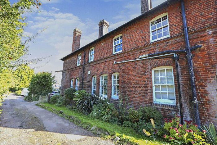 3 Bedroom Flat To Rent In Otford, Nr Sevenoaks, Kent, TN14