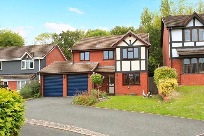 4 Bedroom Detached House For Sale In Everglade Road, Priorslee, Telford, TF2