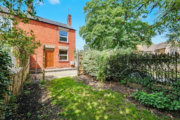 2 Bedroom End Of Terrace House For Sale In Main Street, Medbourne, LE16