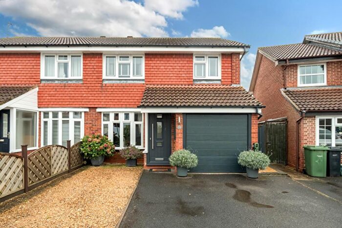 3 Bedroom Semi-Detached House For Sale In Abingdon, Oxfordshire, OX14