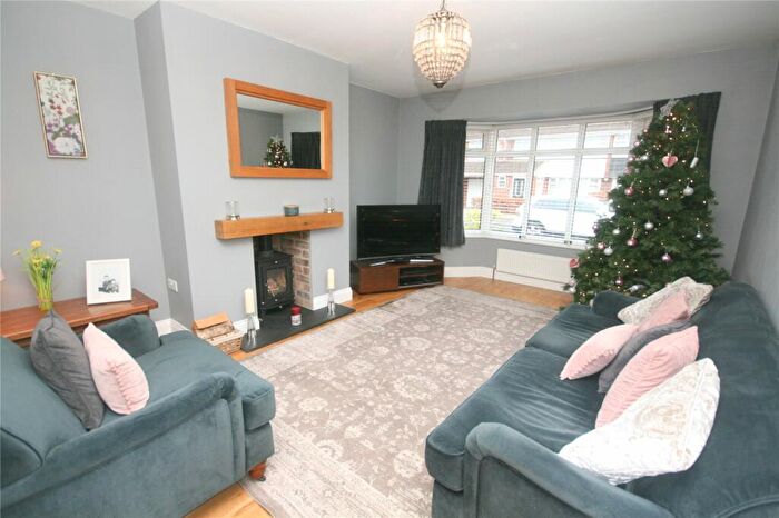 2 Bedroom Bungalow For Sale In Chantry Drive, Wideopen, NE13