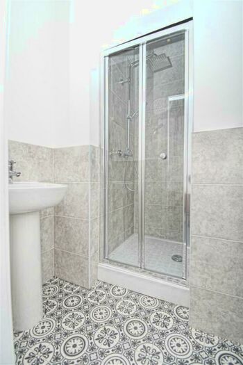1 Bedroom House To Rent In Berry Street, Burnley, BB11