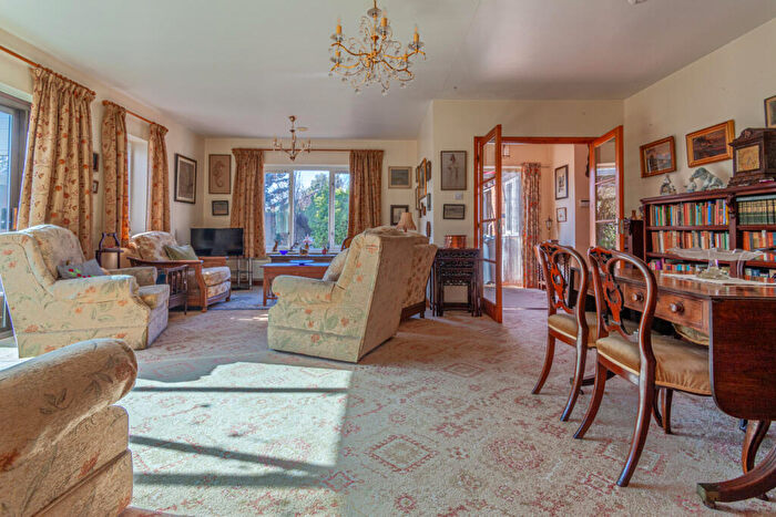 4 Bedroom Detached Bungalow For Sale In High Street, Leiston, IP16