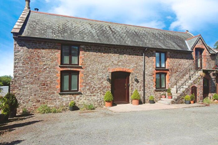 4 Bedroom House To Rent In Burrington, EX37