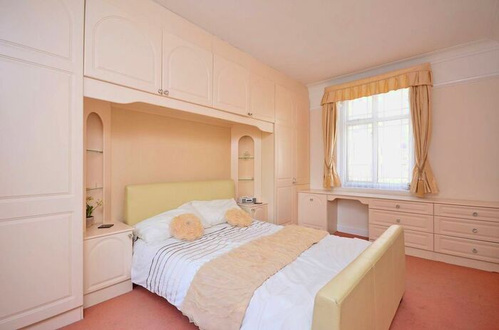 1 Bedroom Flat To Rent In Weymouth Street, Marylebone, London, W1G