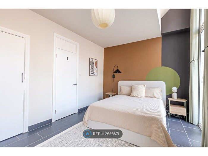 1 Bedroom Flat To Rent In Watergate Buildings, Newcastle Upon Tyne, NE1
