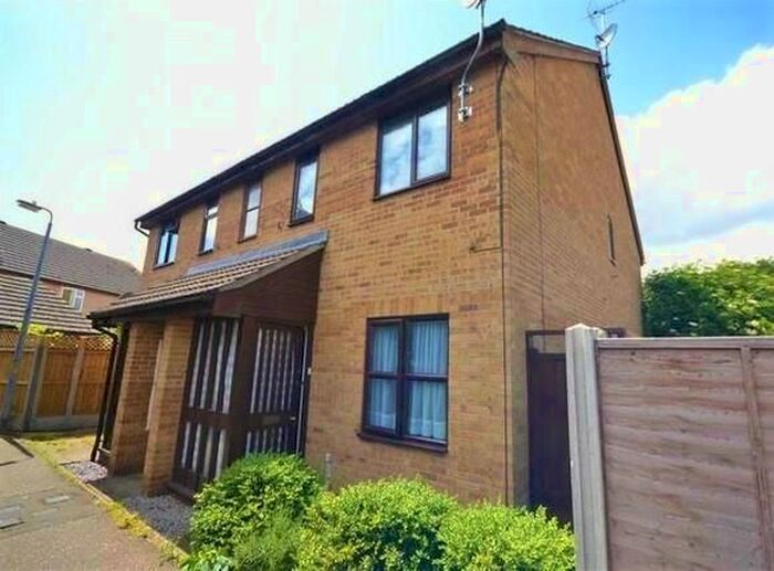 1 Bedroom Maisonette To Rent In Sanderling Gardens, Heybridge, Maldon, CM9