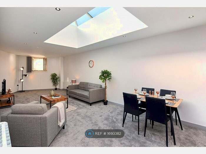 2 Bedroom Flat To Rent In Danum House, Doncaster, DN1