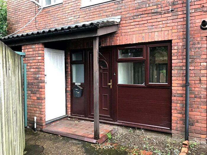 1 Bedroom Maisonette To Rent In Marshall Drive, Hayes, Middlesex, UB4