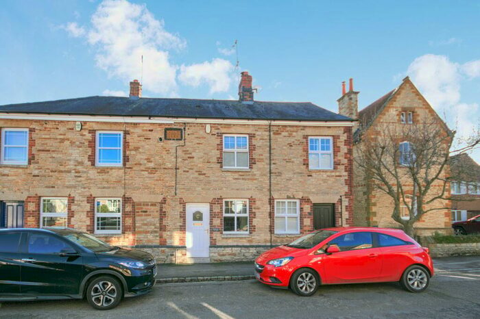 3 Bedroom Cottage To Rent In High Street, Collingtree, Northampton, NN4