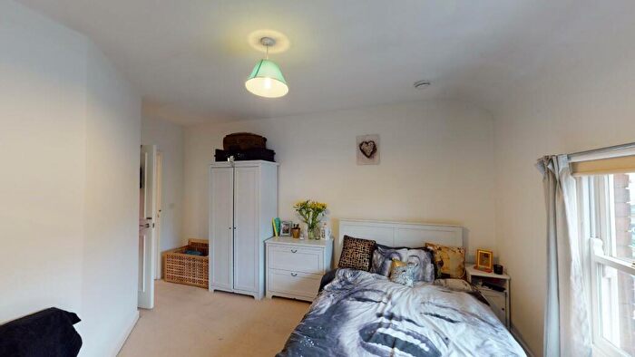 2 Bedroom Flat To Rent In A Glossop Road, Broomhill, S10