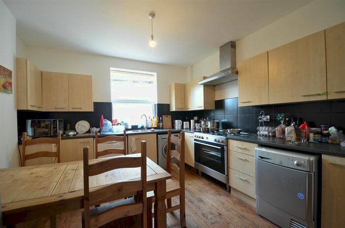 7 Bedroom End Of Terrace House To Rent In Reservoir Retreat, Edgbaston, Birmingham, B16