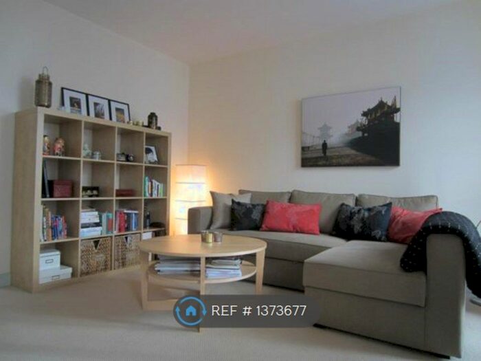 1 Bedroom Flat To Rent In Queen Elizabeth Street, London, SE1