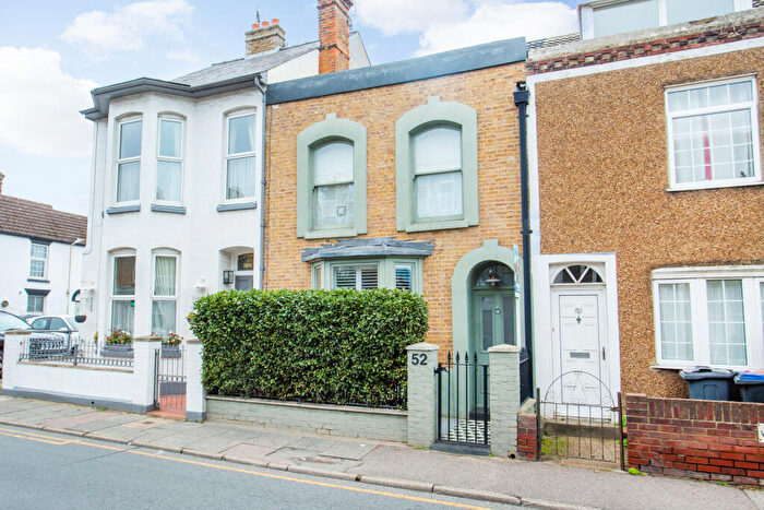 3 Bedroom Terraced House For Sale In Canterbury Road, Whitstable, CT5