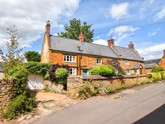 3 Bedroom Semi Detached House For Sale In Ace Lane, Bugbrooke, NN7