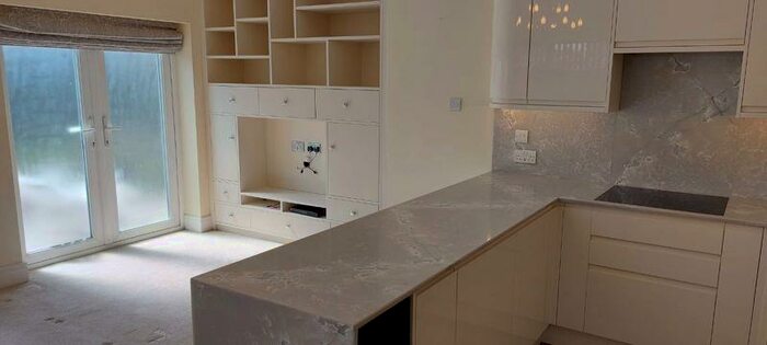 1 Bedroom Detached House To Rent In Longmead Drive, Sidcup, DA14