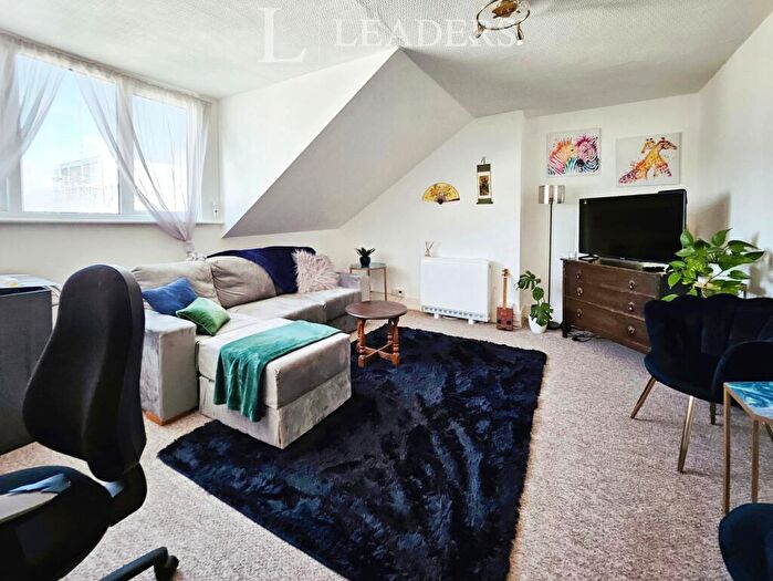 1 Bedroom Flat To Rent In St. Aubyns, Hove, BN3