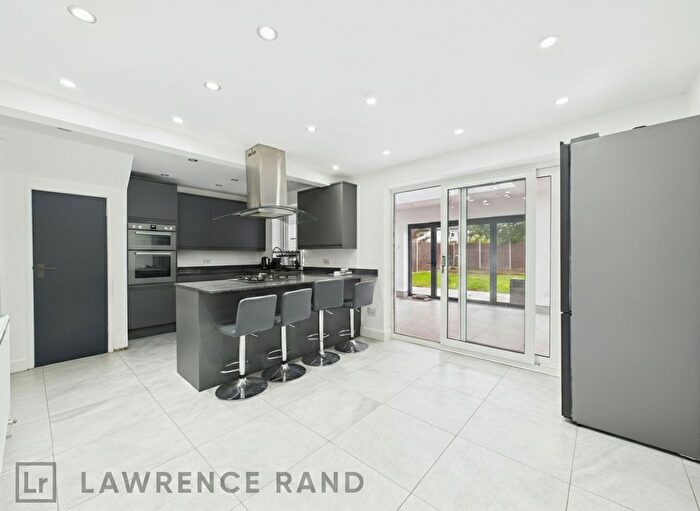 3 Bedroom Semi Detached House To Rent In Deane Avenue, Ruislip, HA4