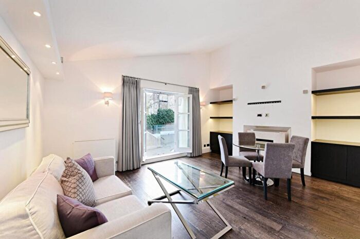 2 Bedroom Flat To Rent In Peony Court, SW10
