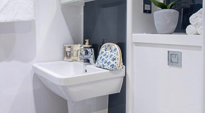 1 Bedroom Flat To Rent In St. Columbas Close, Coventry, CV1