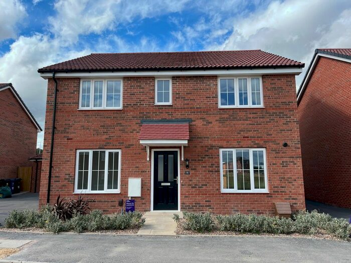 4 Bedroom Detached House To Rent In Burrows Drive, Bingham, Nottingham, NG13