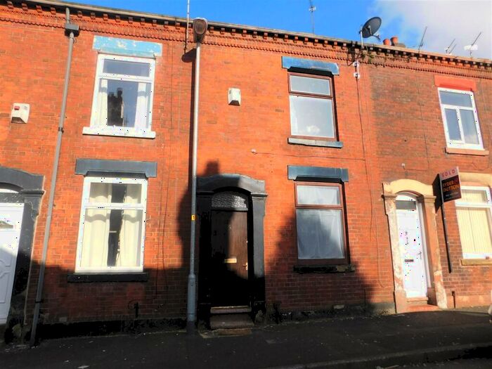 2 Bedroom Terraced House To Rent In Raper Street, Oldham, OL4