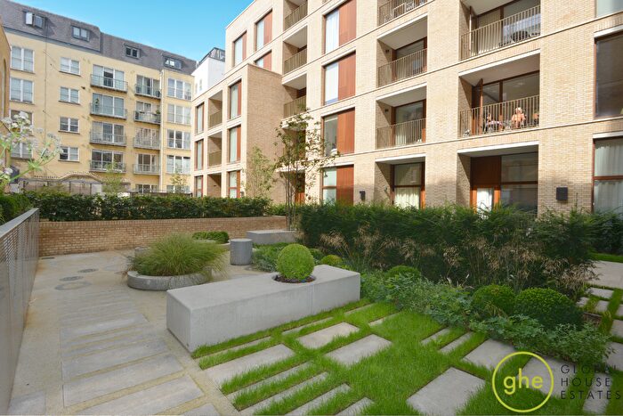 1 Bedroom Flat For Sale In Abernethy House, Barbican, London, EC1A