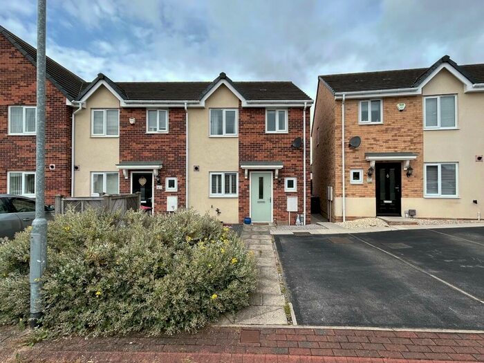3 Bedroom House To Rent In Fred Edwards Park, Rotherham, ., S62