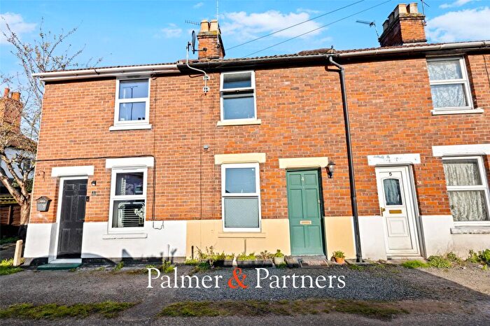 2 Bedroom End Of Terrace House For Sale In East Street, Colchester, Essex, CO1