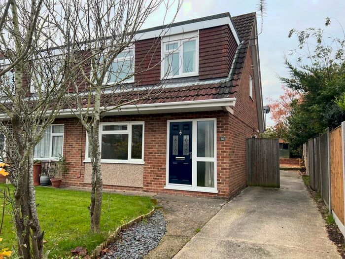 3 Bedroom Semi-Detached House To Rent In Reeves Close, Staplehurst, Tonbridge TN12