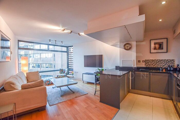 1 Bedroom Flat To Rent In Parliament View Apartments, Albert Embankment, London, SE1