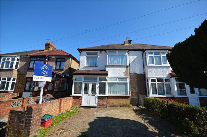 3 Bedroom Semi-Detached House To Rent In Martindale Road, Hounslow, TW4