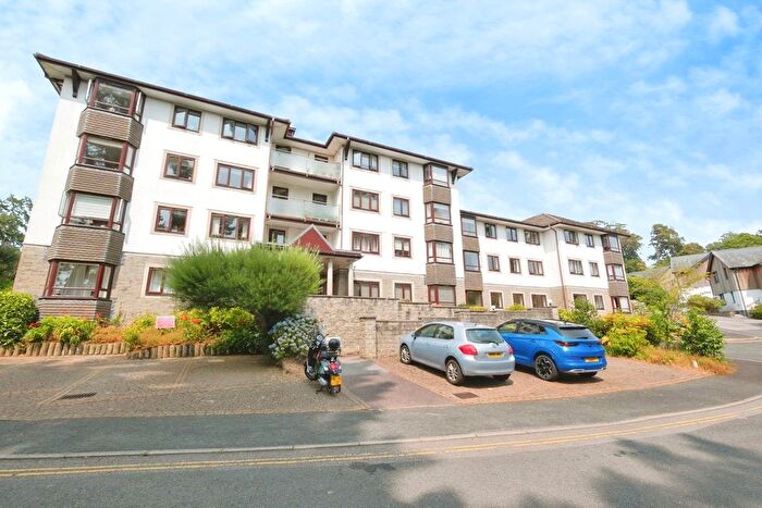 2 Bedroom Flat For Sale In Penhaligon Court, Truro, TR1