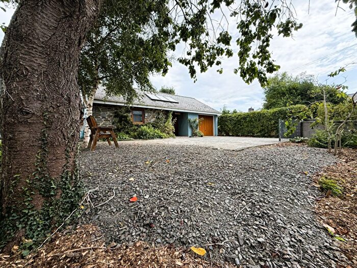 4 Bedroom Country House For Sale In Lisburne Row, Pontrhydfendigaid, SY25
