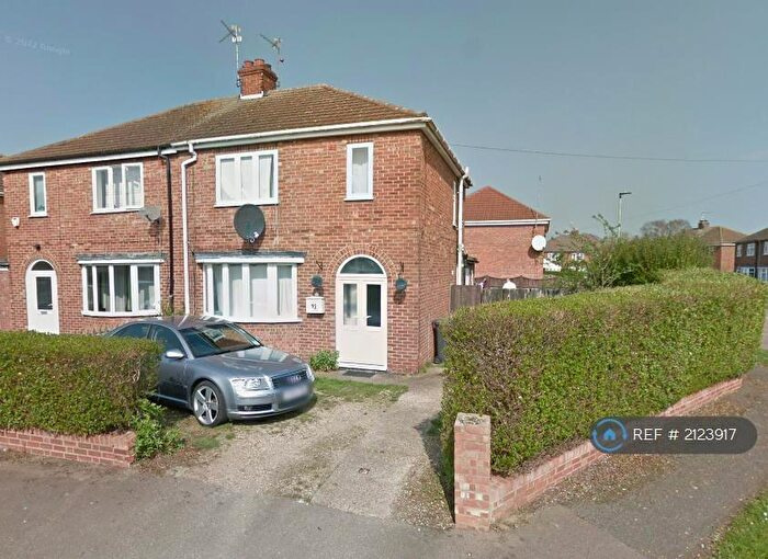 4 Bedroom Semi-Detached House To Rent In Shelton Road, Peterborough, PE2