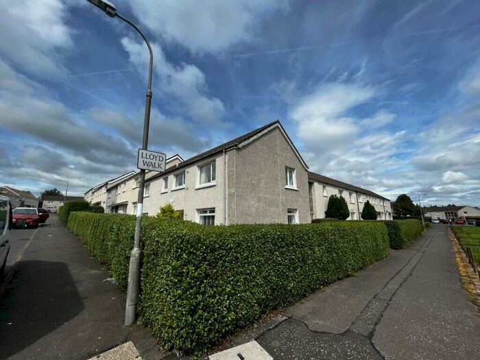 2 Bedroom Flat To Rent In LLoyd Walk Stewarton Ayrshire, KA3