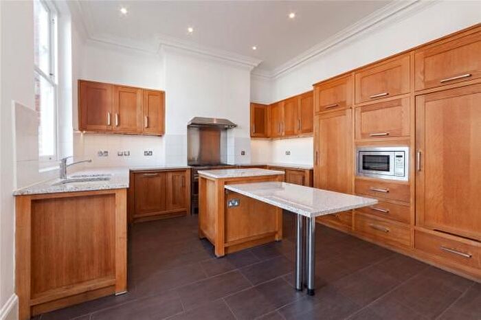 5 Bedroom Property To Rent In Rudall Crescent, London, NW3