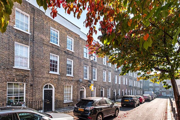 3 Bedroom Terraced House For Sale In Hermit Street, Finsbury, EC1V